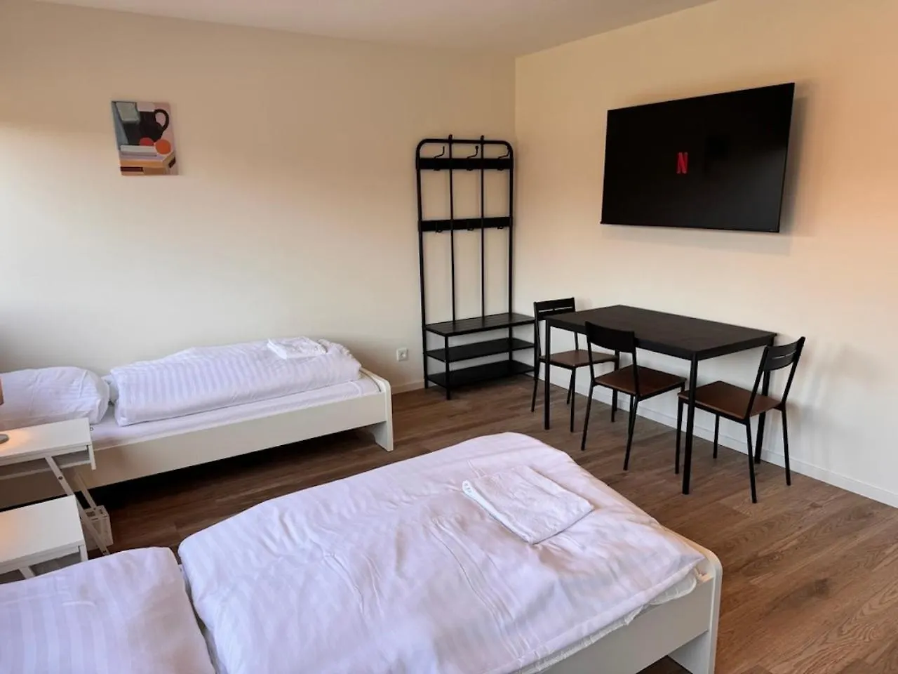 Mc Monti Koeln Nord Apartman Köln